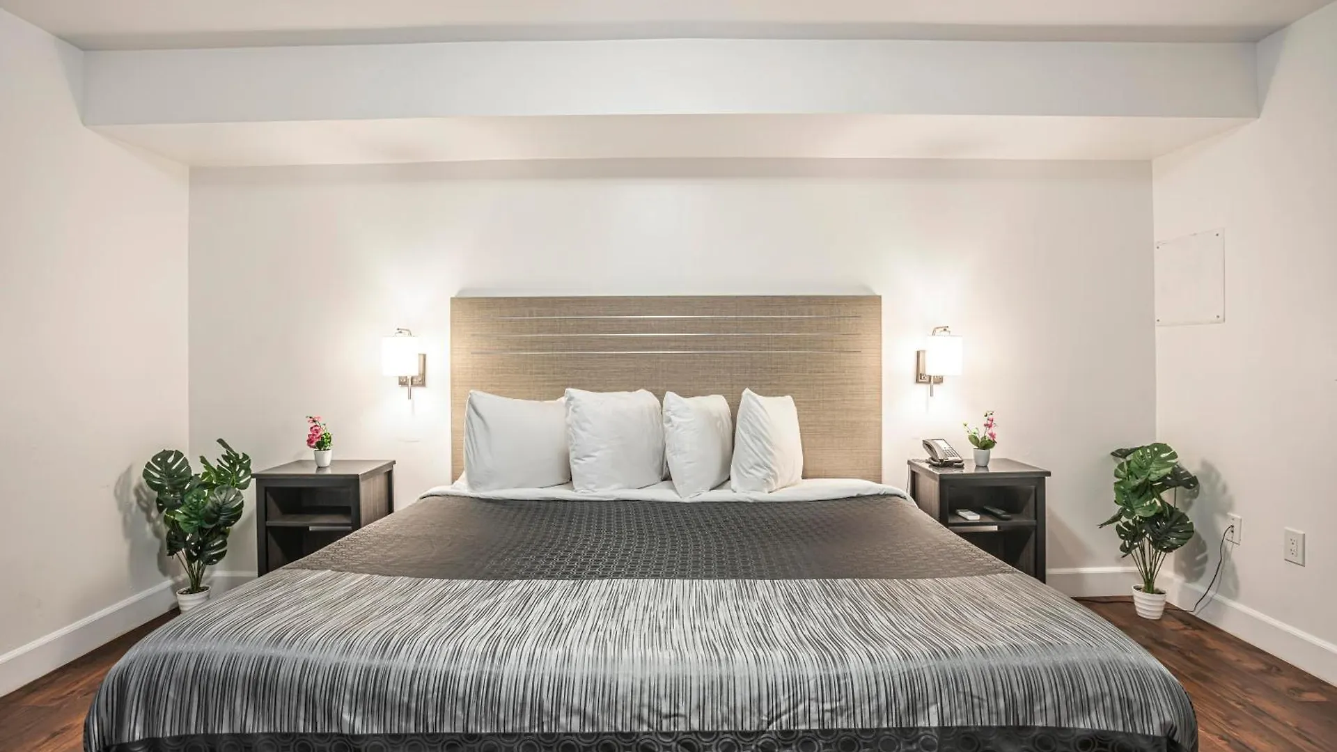 The Greens Hotel On Del Paso Sacramento